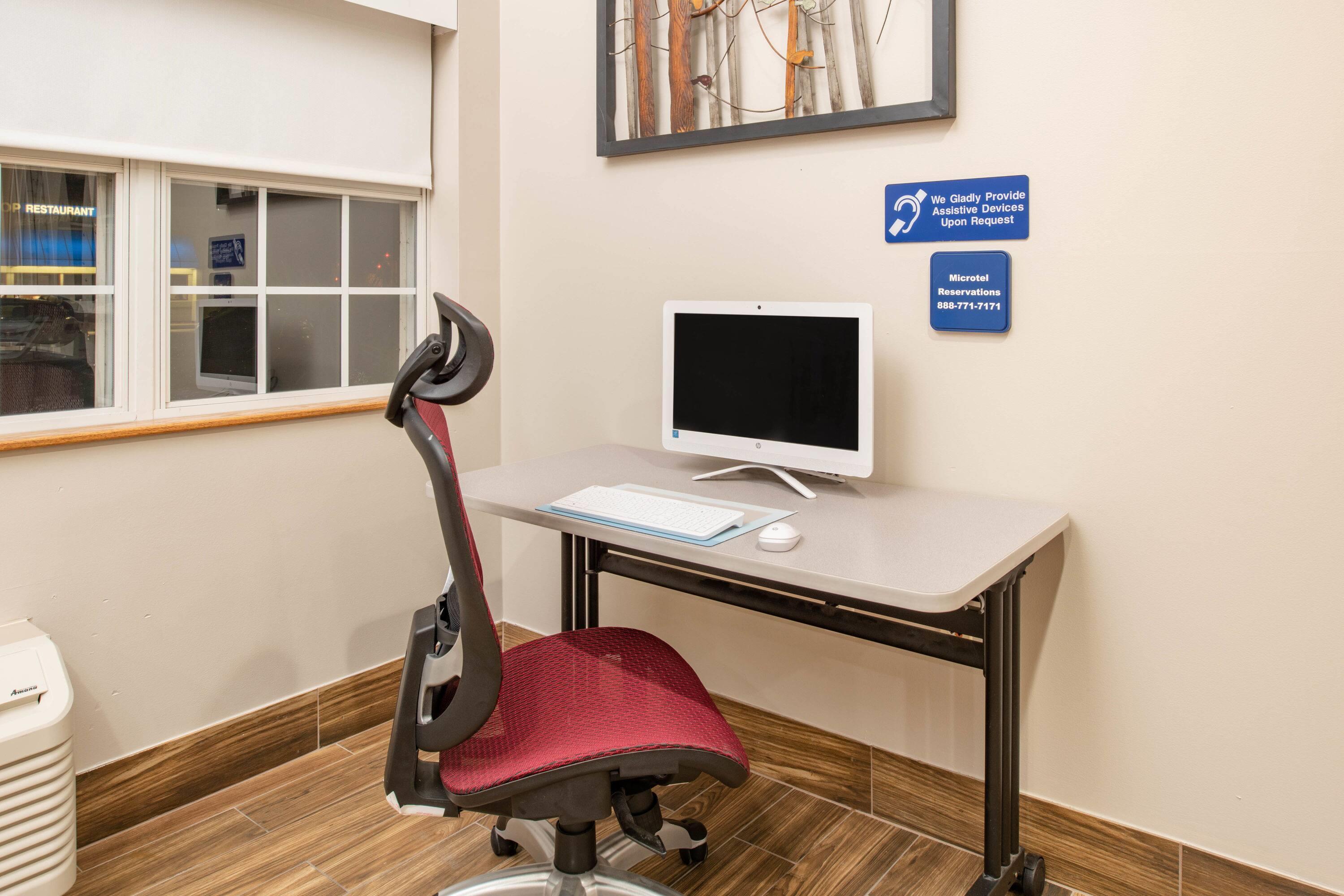 Business Center | Microtel Inn & Suites by Wyndham Springfield