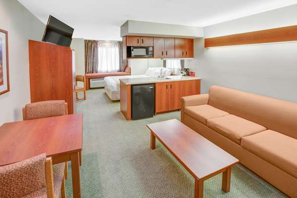 Suite - Microtel Inn by Wyndham Hattiesburg - I-59, Exit 65
