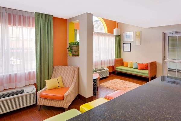  - Microtel Inn & Suites by Wyndham Daphne - I-10, Exit 35