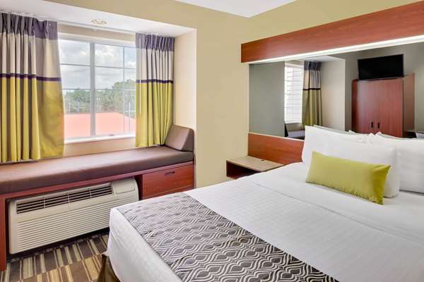  - Microtel Inn & Suites by Wyndham Daphne - I-10, Exit 35