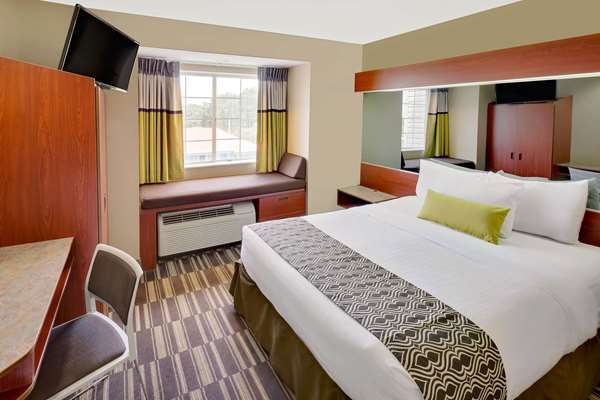  - Microtel Inn & Suites by Wyndham Daphne - I-10, Exit 35