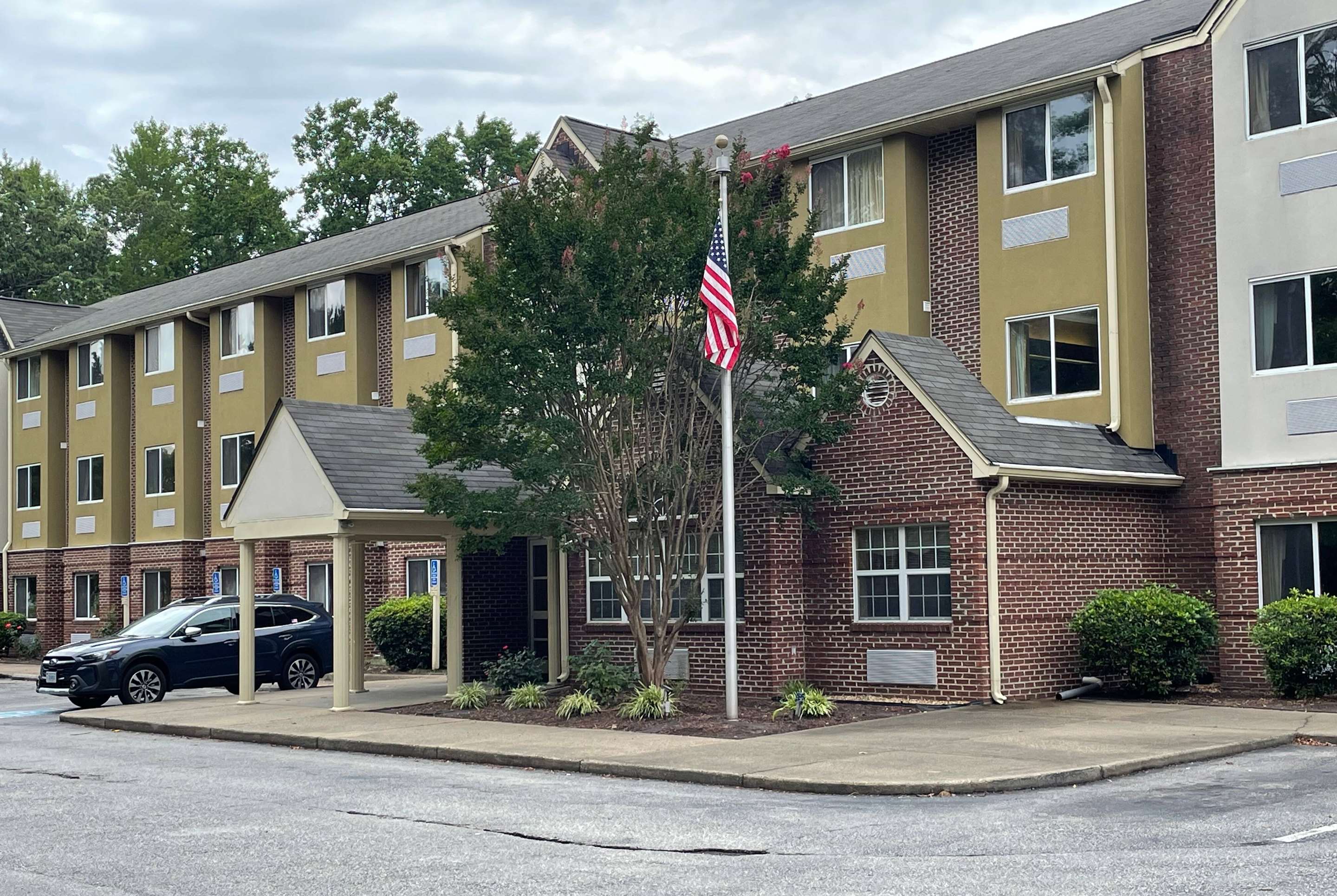 Exterior | Microtel Inn & Suites Newport News
