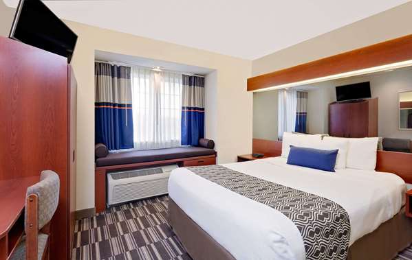  - Microtel Inn & Suites by Wyndham Middletown