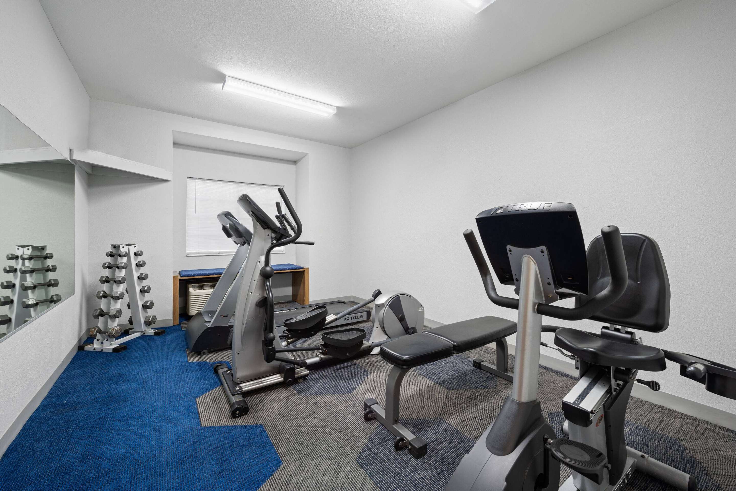 Health club fitness center gym | Microtel Inn & Suites by Wyndham Houma