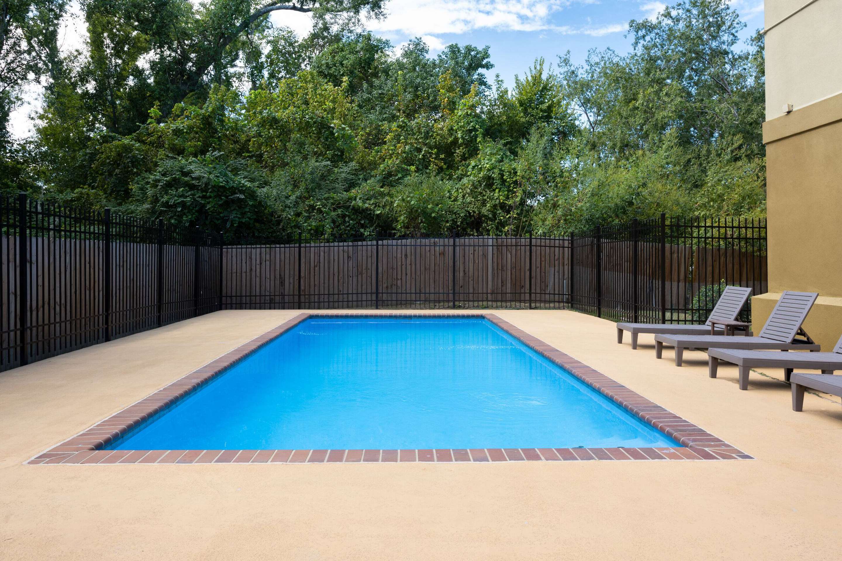 Pool | Microtel Inn & Suites by Wyndham Houma