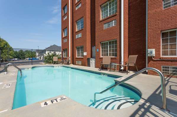 Pool - Microtel Inn & Suites by Wyndham Stockbridge - I-75, Exit 224