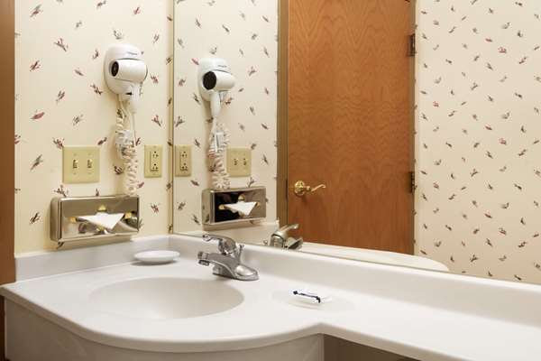  - Microtel Inn by Wyndham Ann Arbor