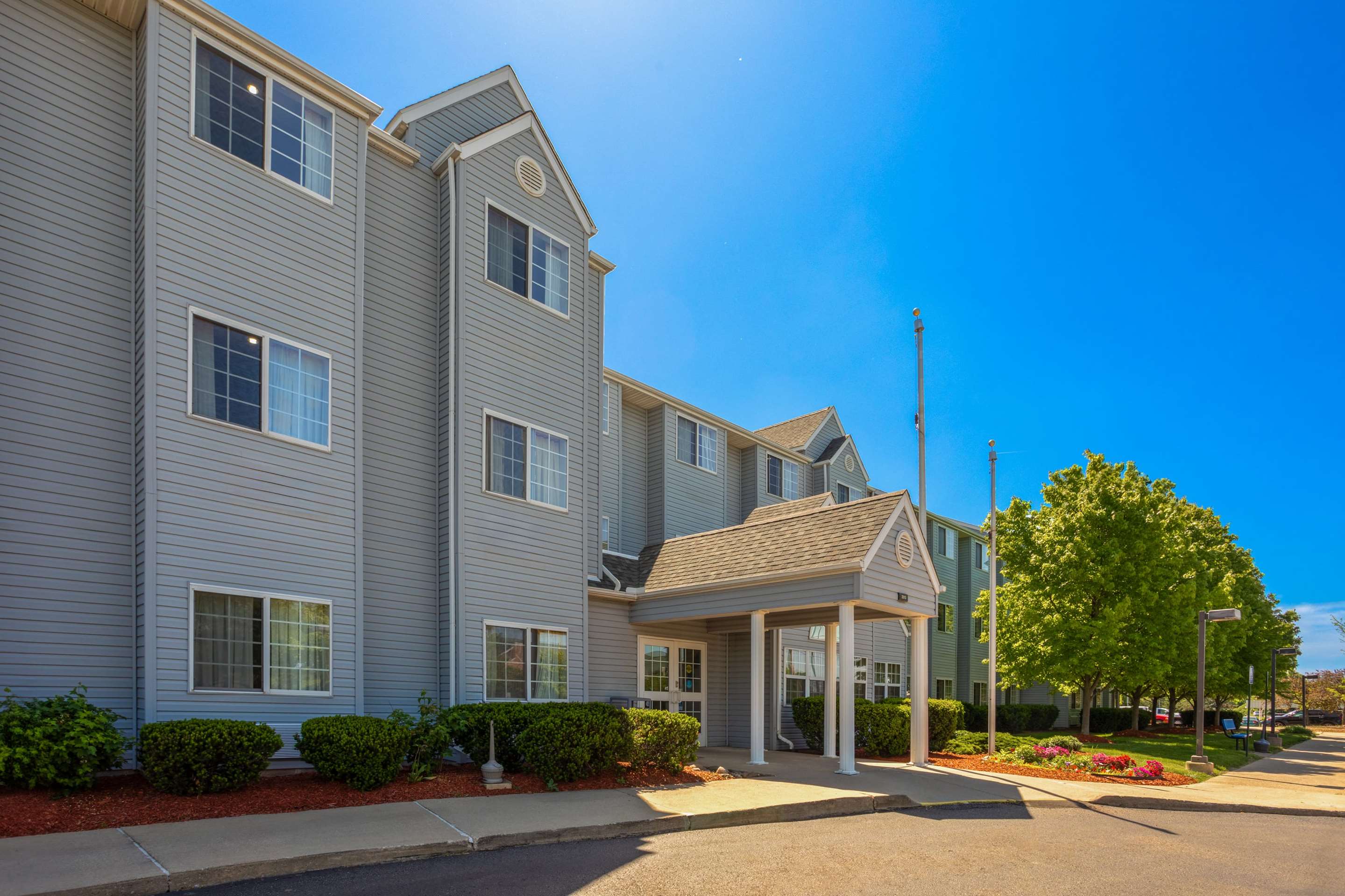 Exterior | Microtel Inn & Suites by Wyndham Ann Arbor