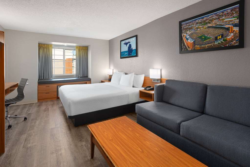 MICROTEL INN & SUITES BY WYNDHAM AN-guestroom-Guest Room,Suite,On-Site.jpg