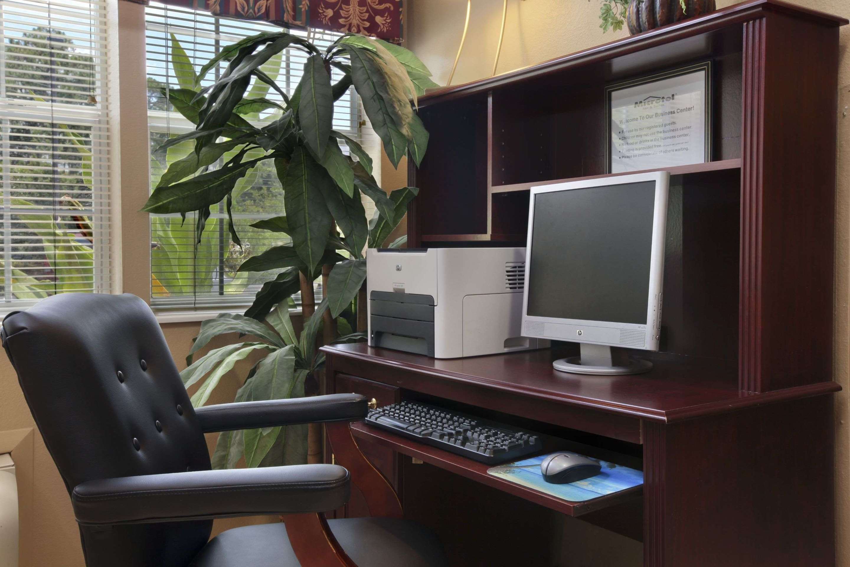Business Center | Microtel Inn & Suites by Wyndham Palm Coast I-95
