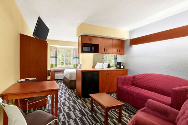 Suite - Microtel Inn & Suites by Wyndham Thomasville - I-85, Exit 102