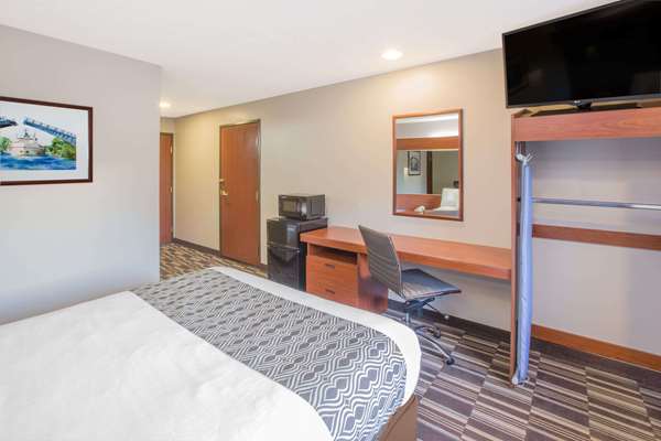  - Microtel Inn & Suites by Wyndham Manistee