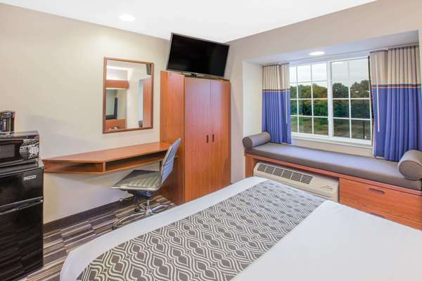  - Microtel Inn & Suites by Wyndham Manistee