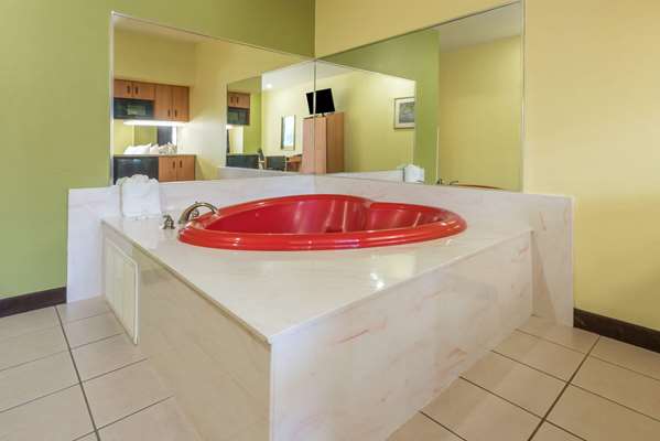 Suite - Microtel Inn & Suites by Wyndham North Fort Worth - I-820, Exit 18