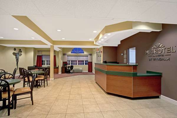  - Microtel Inn by Wyndham Bushnell - I-75, Exit 314
