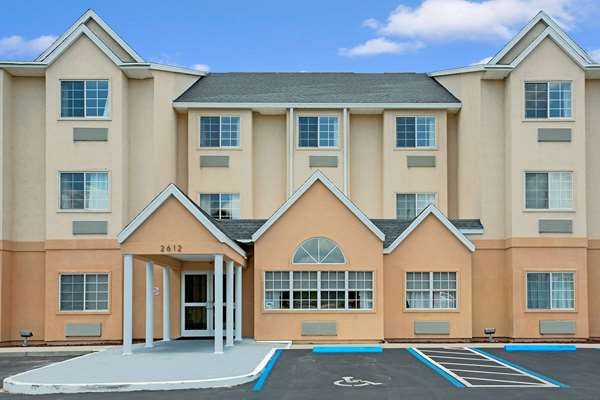 Exterior view - Microtel Inn by Wyndham Bushnell - I-75, Exit 314
