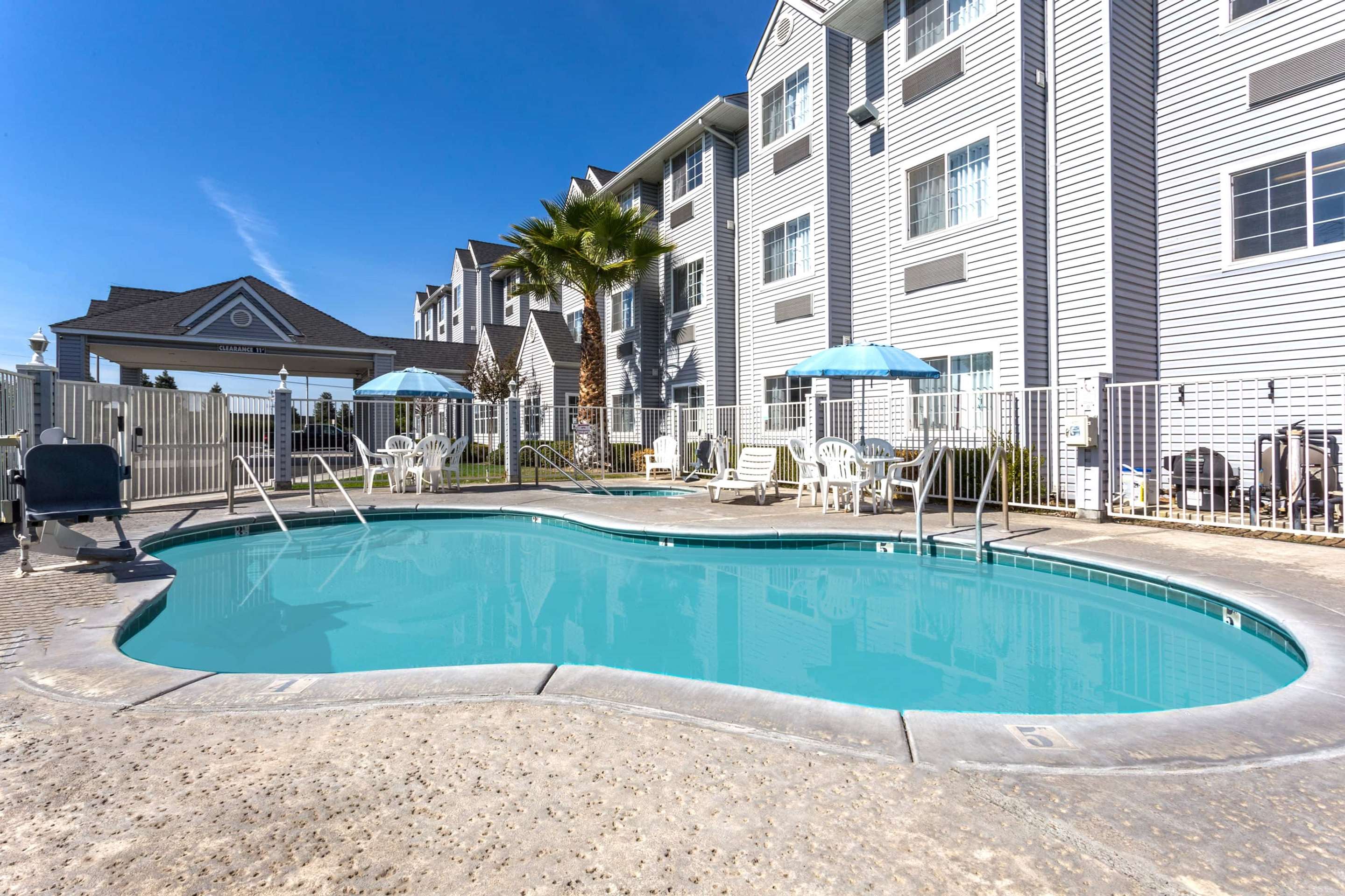 Pool | Microtel Inn & Suites by Wyndham Modesto Ceres