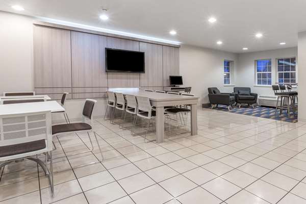  - Microtel Inn & Suites by Wyndham Modesto