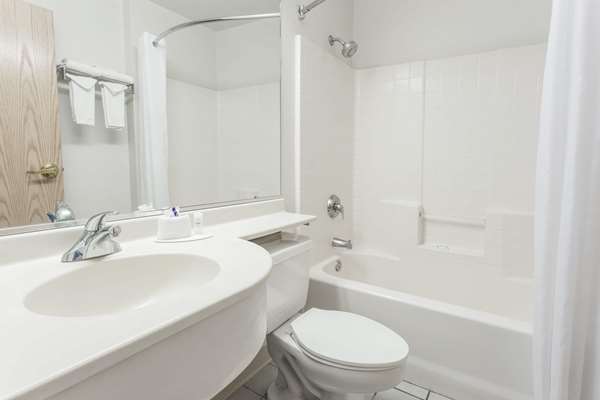  - Microtel Inn & Suites by Wyndham Modesto