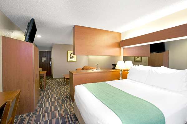  - Microtel Inn & Suites by Wyndham Cherokee