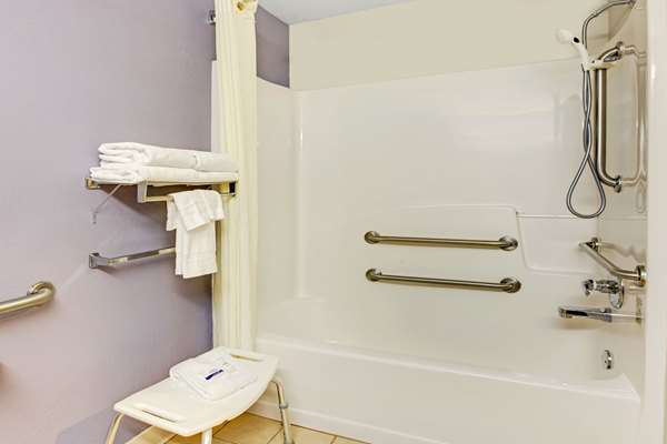  - Microtel Inn & Suites by Wyndham Cherokee