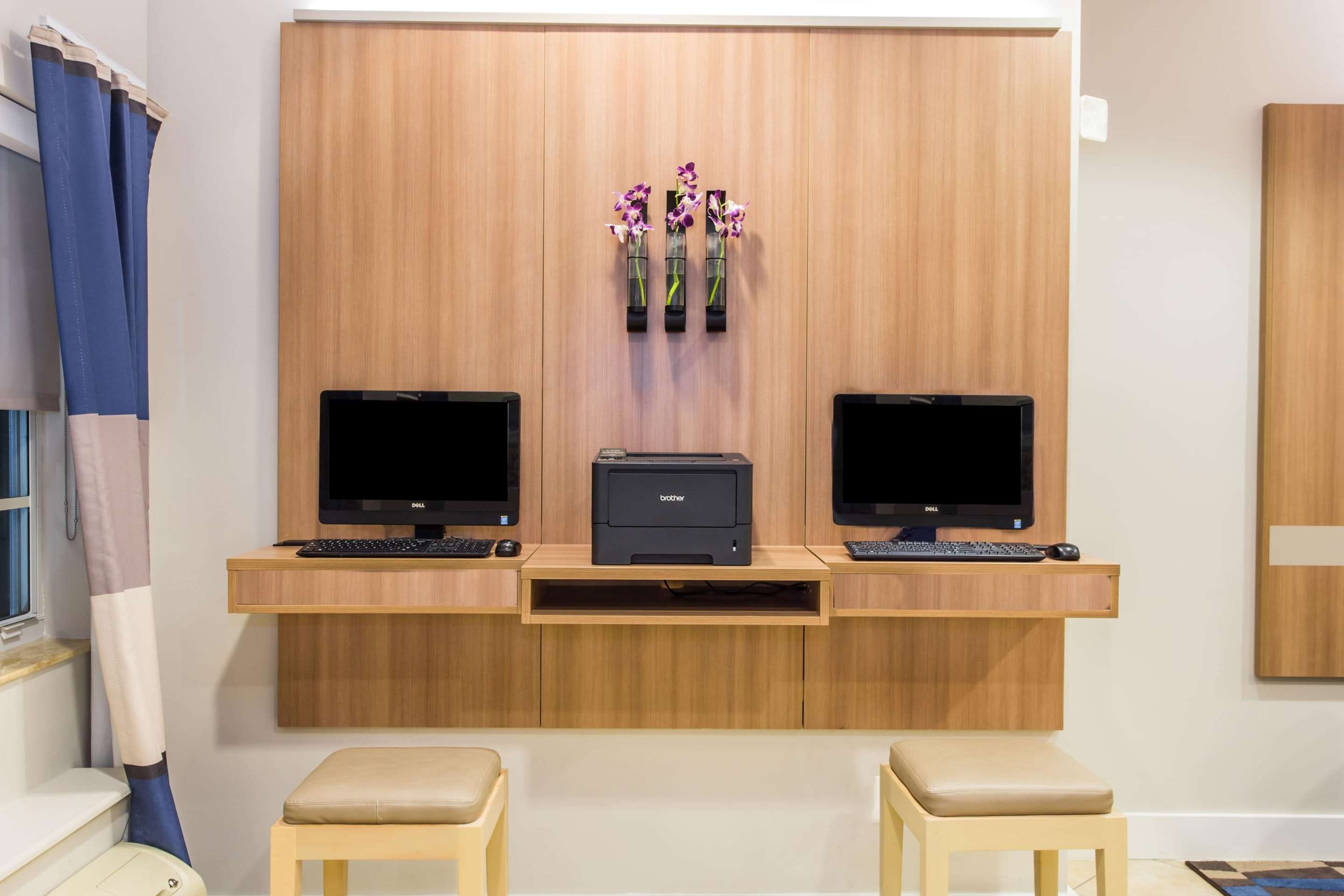 Business Center | Microtel Inn & Suites by Wyndham Port Charlotte/Punta Gorda