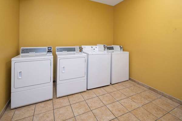Amenities - Baymont Inn & Suites South Strip Las Vegas - I-15, Exit 33