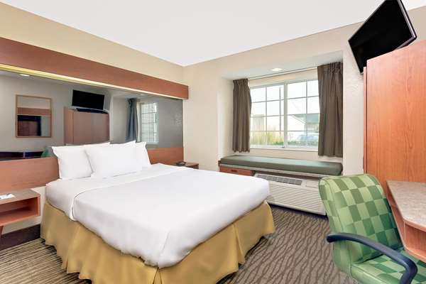  - Microtel Inn & Suites by Wyndham Augusta - I-20, Exit 200
