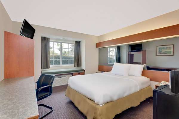  - Microtel Inn & Suites by Wyndham Augusta - I-20, Exit 200