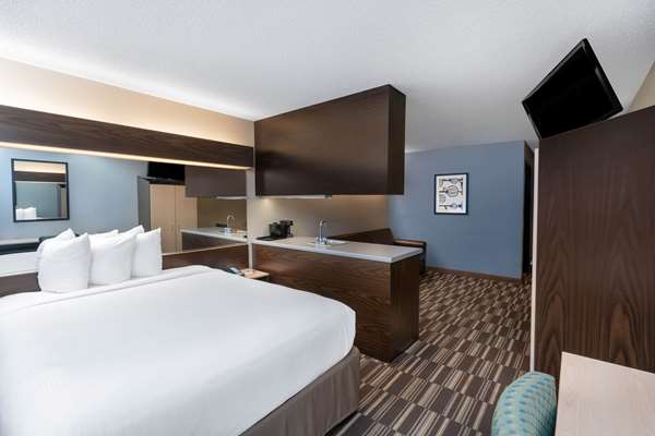 Suite - Microtel Inn & Suites by Wyndham North Columbus