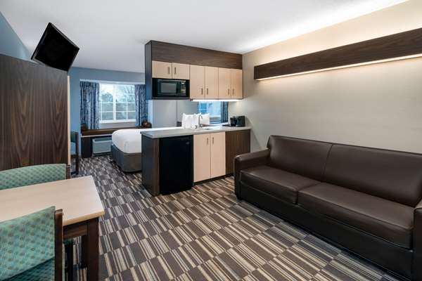 Suite - Microtel Inn & Suites by Wyndham North Columbus