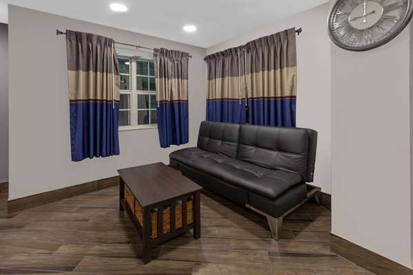  - Microtel Inn & Suites by Wyndham Linthicum