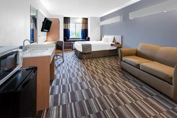 Suite - Microtel Inn & Suites by Wyndham Linthicum