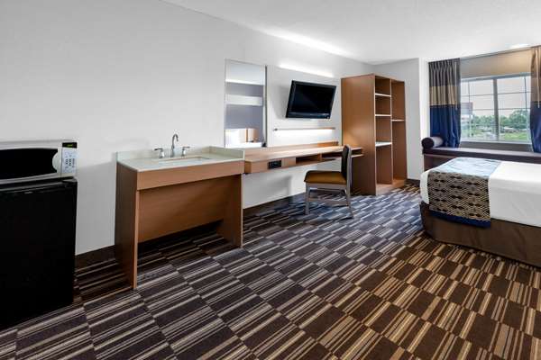 Suite - Microtel Inn & Suites by Wyndham Linthicum