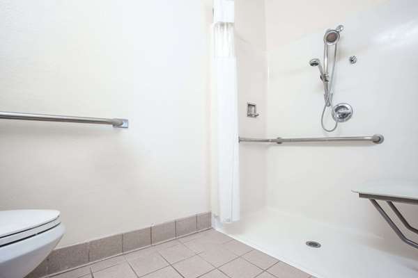  - Hawthorn Suites by Wyndham Tempe