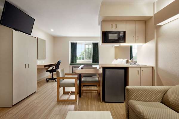 Suite - Microtel Inn & Suites by Wyndham Lodi - I-5, Exit 485