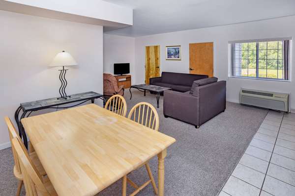 Suite - Microtel Inn by Wyndham Plattsburgh