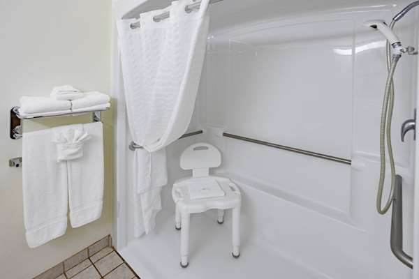  - Microtel Inn by Wyndham Plattsburgh