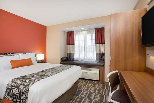  - Microtel Inn & Suites by Wyndham Walterboro - I-95, Exit 53