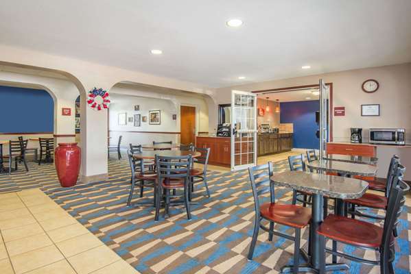  - Microtel Inn & Suites by Wyndham Miami - I-44, Exit 313