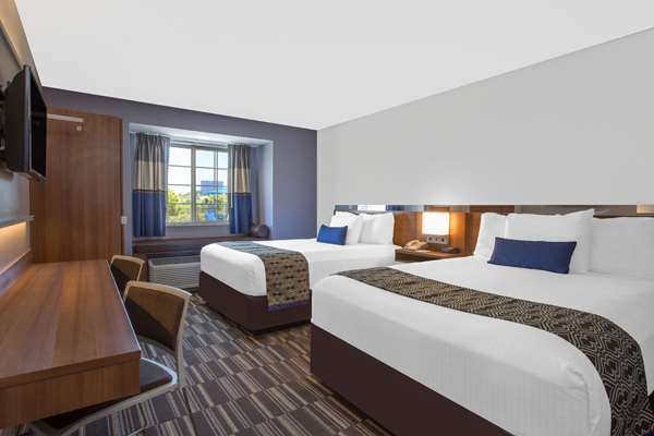  - Microtel Inn & Suites by Wyndham Gardendale - I-65, Exit 271