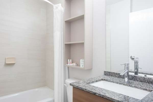  - Microtel Inn & Suites by Wyndham Gardendale - I-65, Exit 271