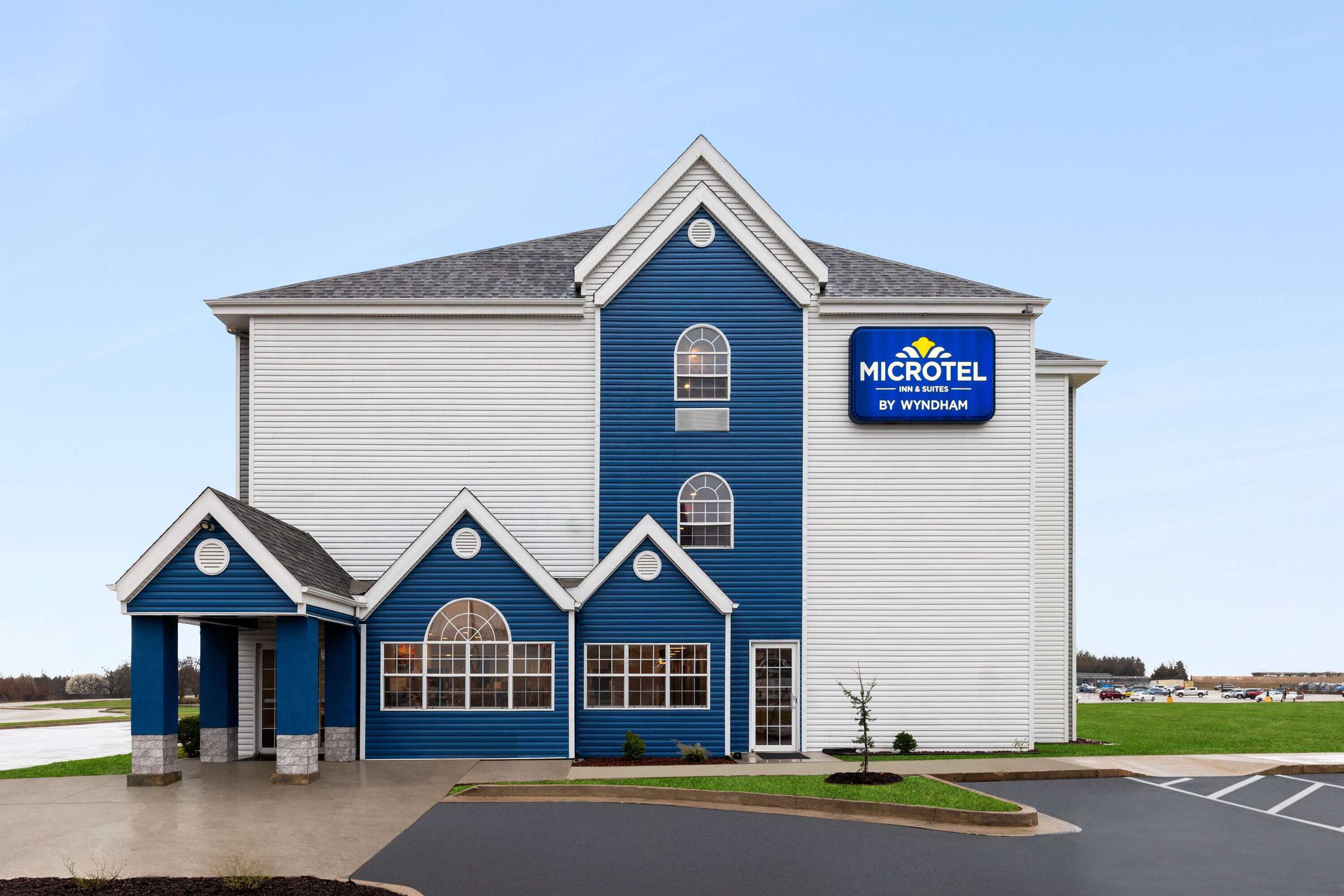Exterior | Microtel Inn & Suites by Wyndham Independence
