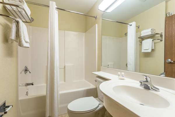  - Microtel Inn & Suites by Wyndham Ocala - I-75, Exit 341