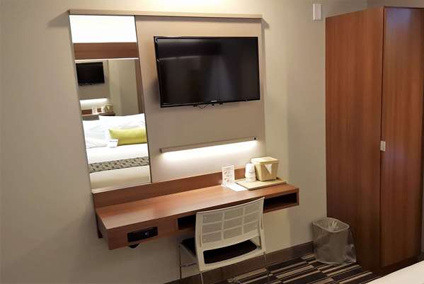  - Microtel Inn & Suites by Wyndham Bellevue