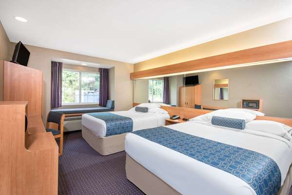  - Microtel Inn & Suites by Wyndham Hazelton