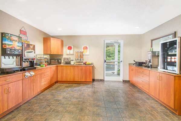  - Microtel Inn & Suites by Wyndham Hazelton