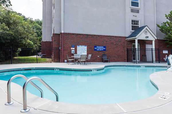 Pool - Microtel Inn & Suites by Wyndham Conyers - I-20, Exit 82