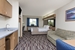 1 Queen Bed Suite