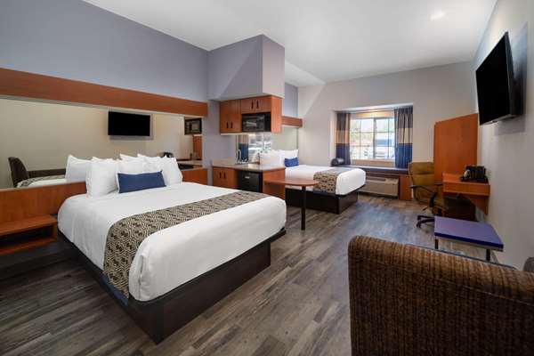 Suite - Microtel Inn by Wyndham Tracy - I-205, Exit 8